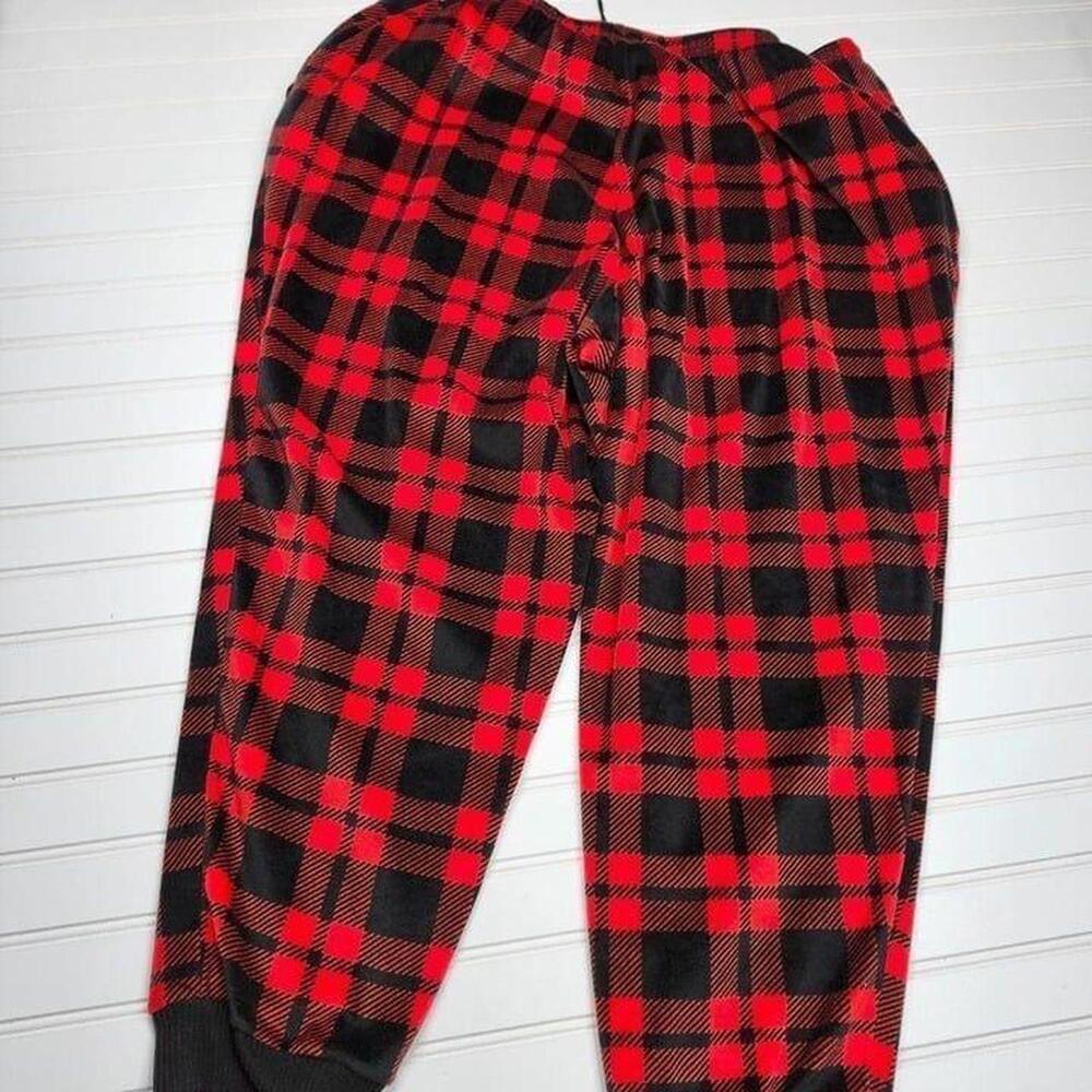 Jammies for Your Families Cozy Red and Black Plaid Women's Pajama Pants, Size 3X